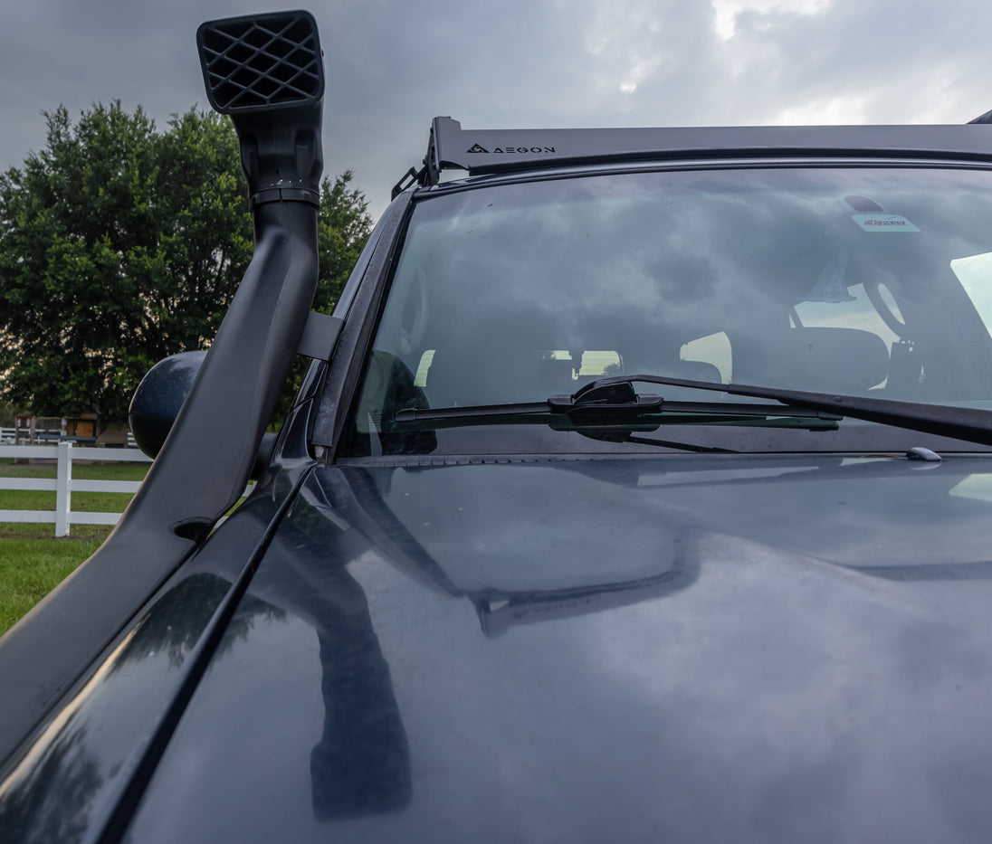 Complete Aegon roof rack system for Toyota Sequoia including side rails, 6 crossbars, and aerodynamic wind deflectors.