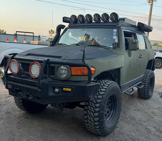 High-quality FJ Cruiser aluminum roof rack with lifetime warranty and precision-engineered mounting hardware.